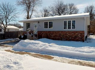 670 12th St SW, Huron, SD 57350