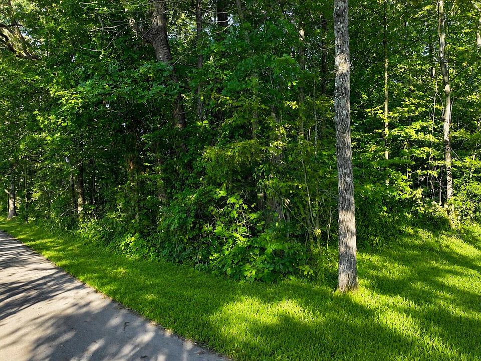 2nd image of 94 Roberts Ln