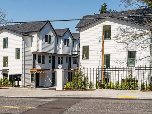6379 E Burnside St, Portland, OR 97215