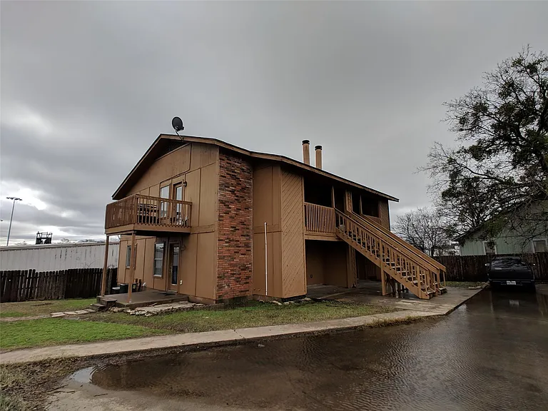 1603 Onion Creek Village Dr #B — Photo 11