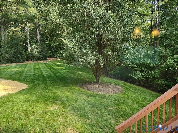 5th image of 715 Reese Dr