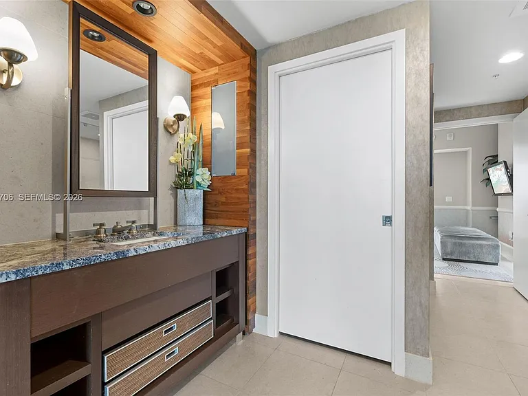 6899 Collins Ave #2708 — Photo 28