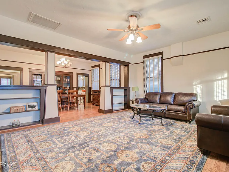 385 S Broad St — Photo 15