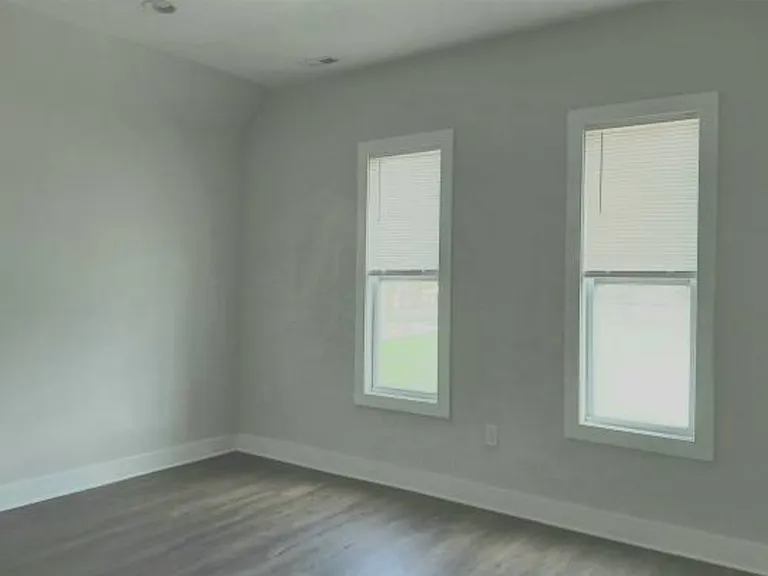116 Highland St SE #2 — Photo 3