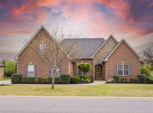 2126 Higgins Ln, Murfreesboro, TN 37130