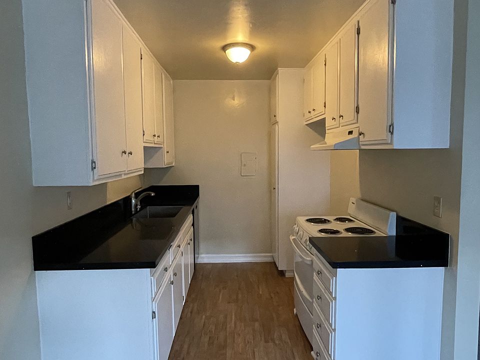 1st image of 18420 Vincennes St APT 113