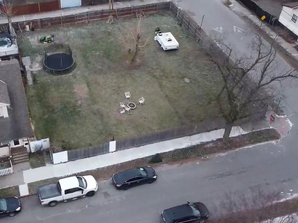 2nd image of 8859 Longworth St