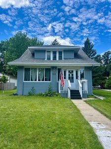 706 Franklin St SW, Hutchinson, MN, 55350