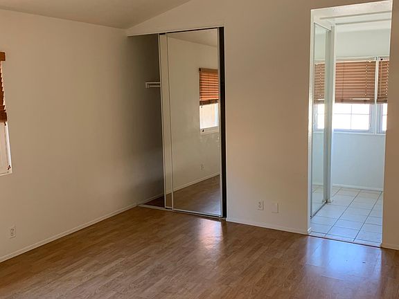 4th image of 6778 Bullock Dr