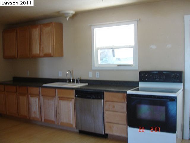 2nd image of 710-180 Orchard St