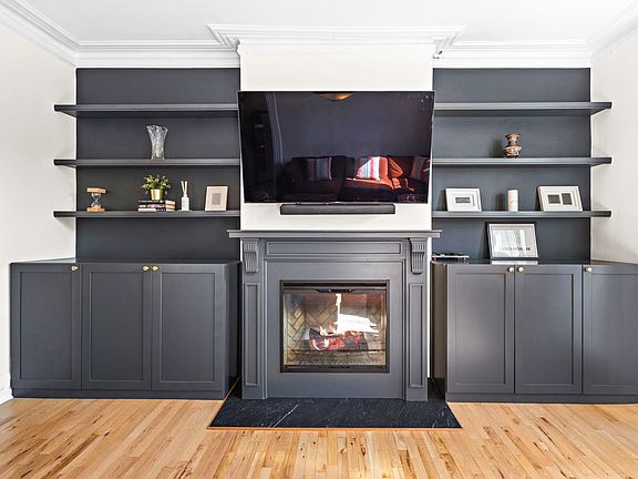 3rd image of 819 Washington St APT 4