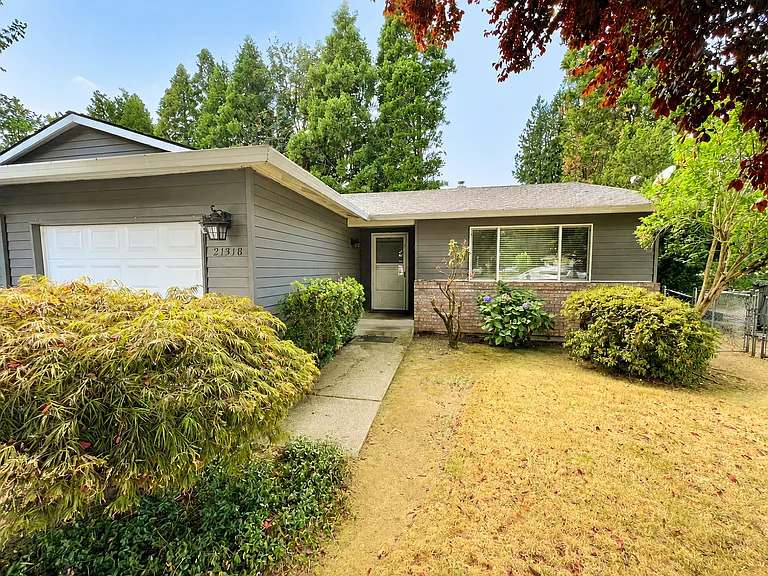 21318 SE Alder Ct — Photo 1