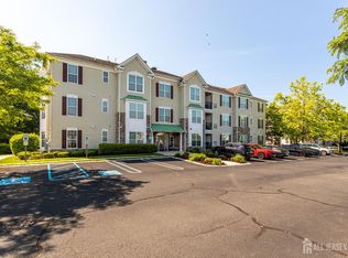 40 Azalea Dr, Old Bridge, NJ 08857