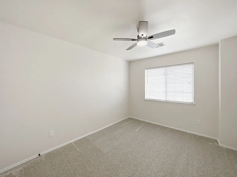 21 Heritage Way — Photo 16
