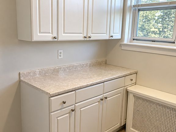 5th image of 1655 Harrison St #B2