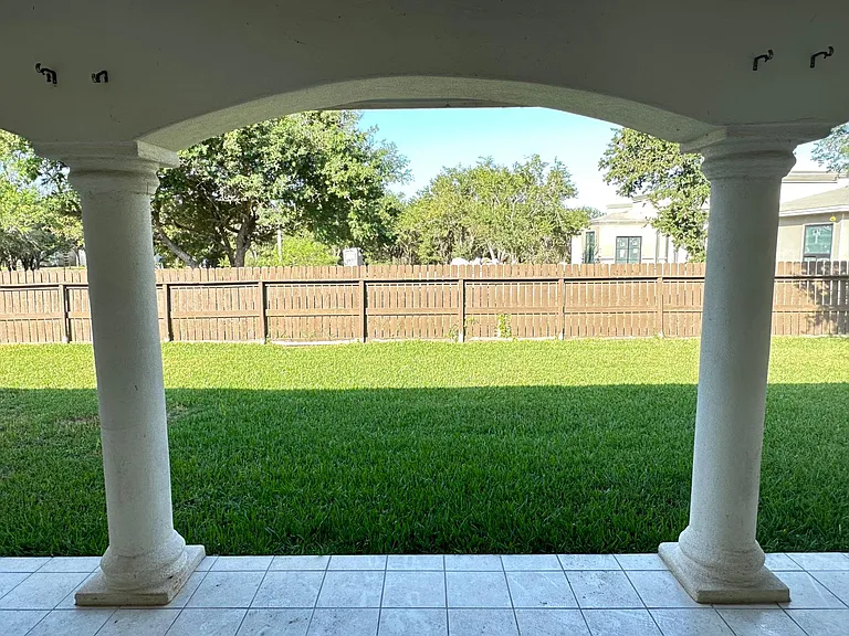 5343 Rustic Manor Dr — Photo 23