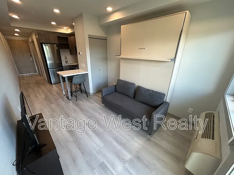 345 Dougall Rd N #209 — Photo 6