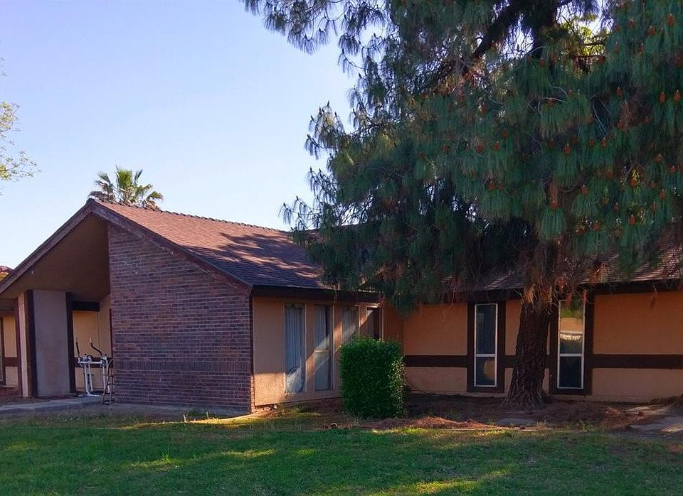 2nd image of 2101 N 10th Ave
