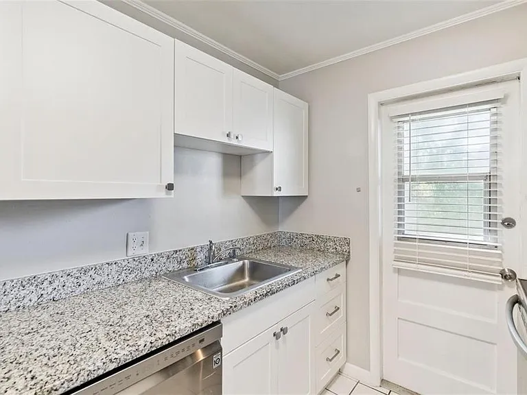 320 Lakeview St #213 — Photo 10