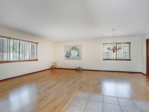 4-Living Room