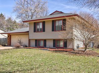 10539 Flora St NW, Coon Rapids, MN 55433