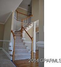 3rd image of 121 Berkshire Dr