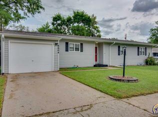 6804 SW Windsong Dr, Topeka, KS 66619