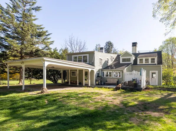 579 Main Street, New Hartford, CT 06057