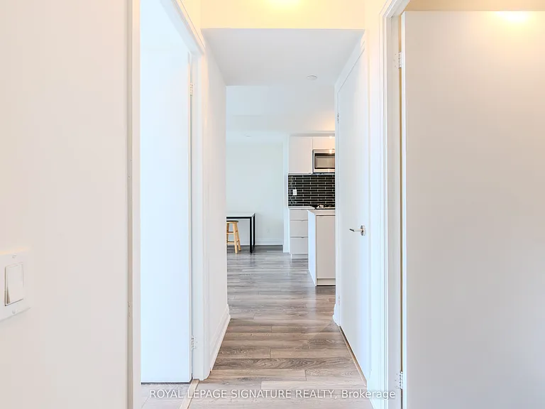 1461 Lawrence Ave W #1101 — Photo 15