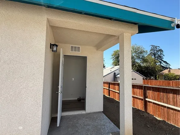 1332 Olivine Ave, Mentone, CA 92359