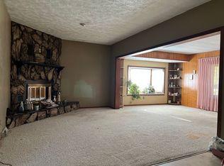126 Westgate Dr, Ames, NE 68621