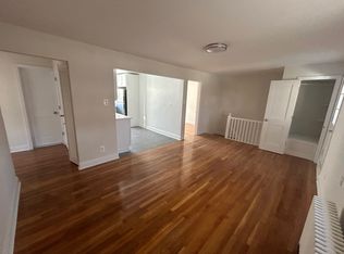 67-43 224th St #B, Oakland Gardens, NY 11364