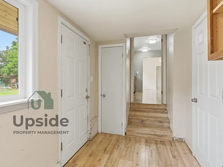 8719 E Valleyway Ave — Photo 27