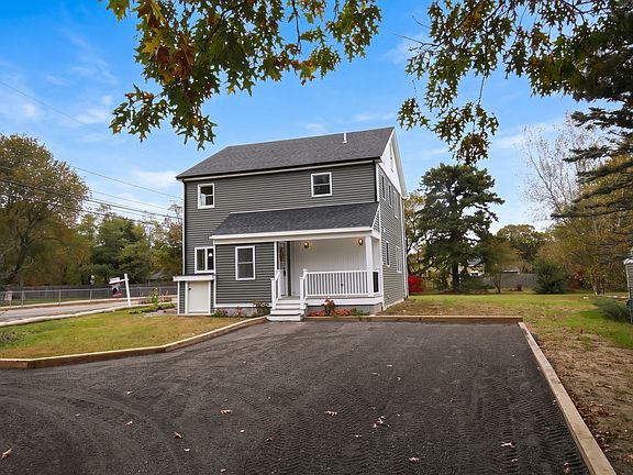 4th image of 208 Rhode Island Rd