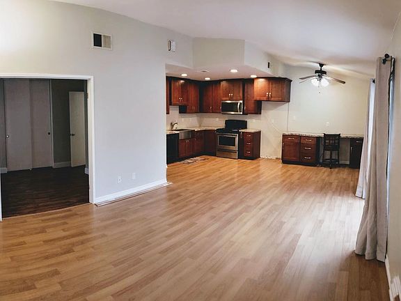 4th image of 25670 Lupita Dr