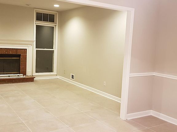 5th image of 1761 Winding Woods Ln
