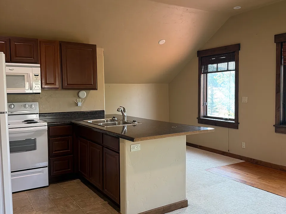 78 Haystacker Dr #1