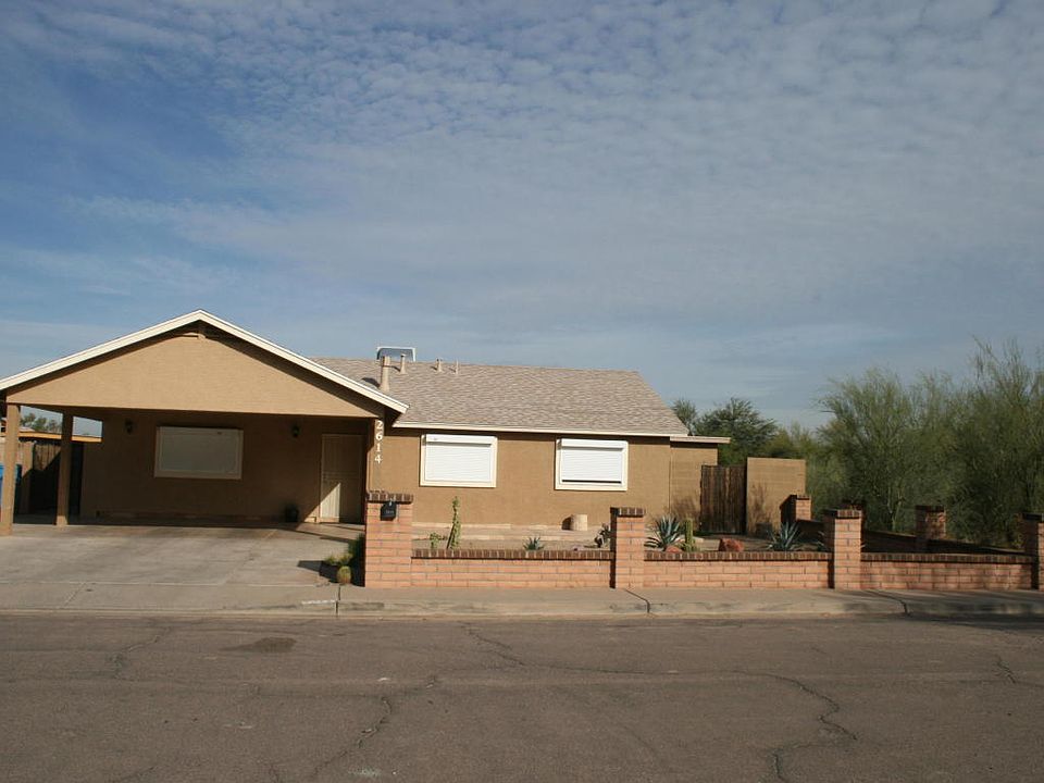 2nd image of 2614 E Francisco Dr