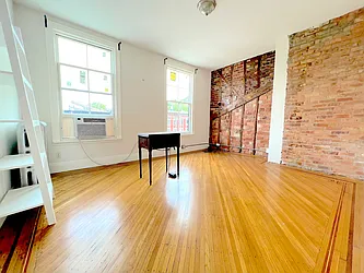 Rented by Capri Jet Realty Corp