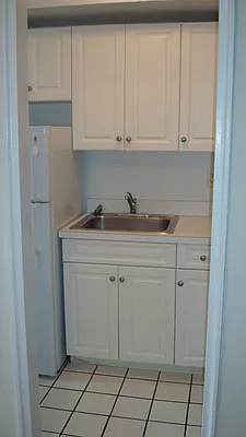 Rented by Metropolitan Equities | media 26