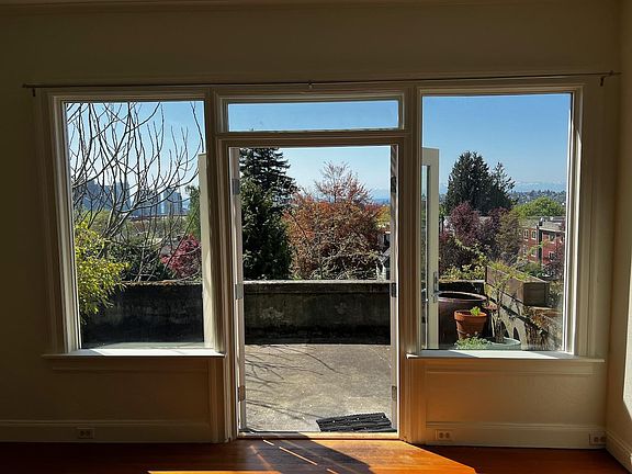 5th image of 515 13th Ave E APT 1