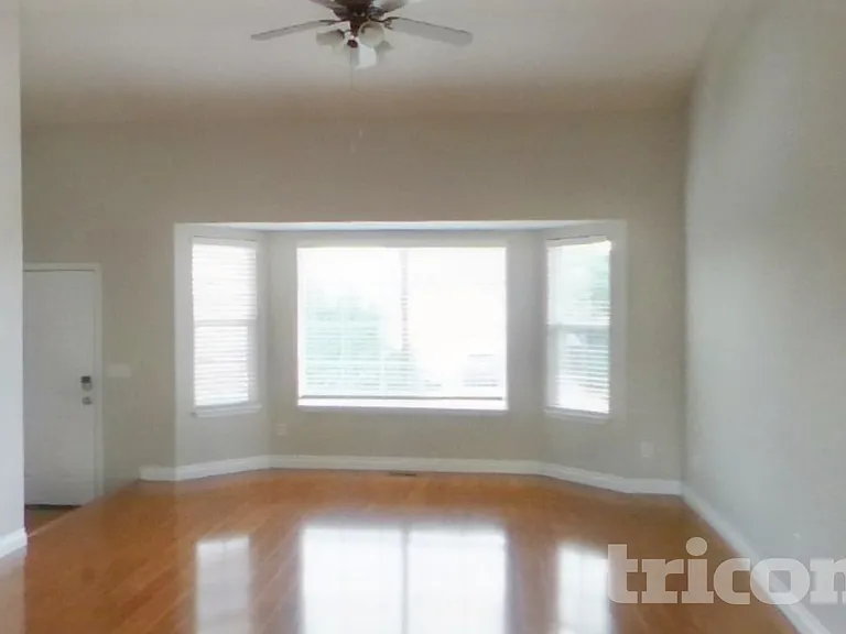 4117 W 30th Street Pl — Photo 3