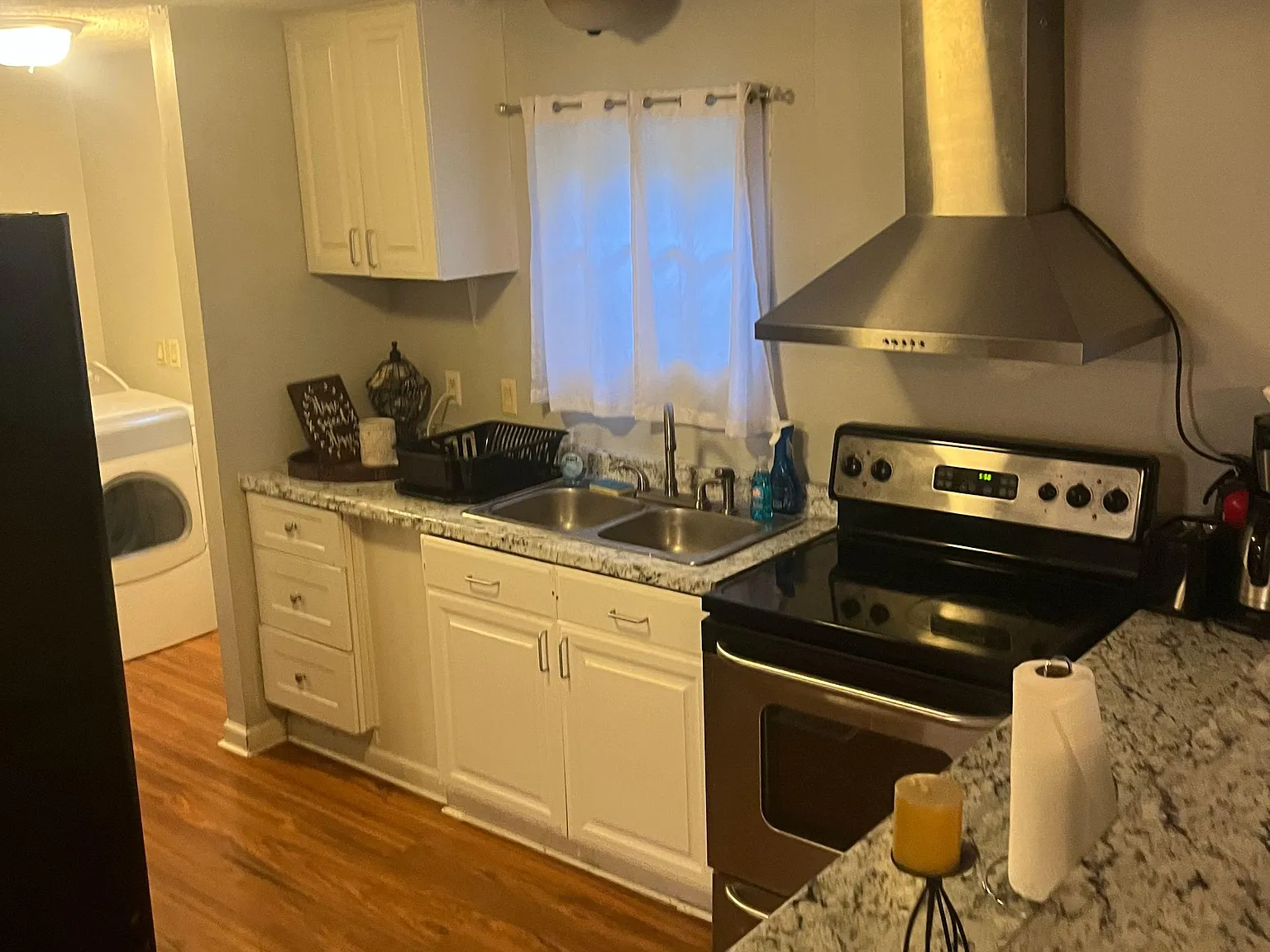 3 bed, 2.0 bath, 1230 sqft, $1,027 — Photo 3