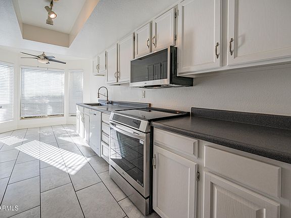 4th image of 3072 E CANNON Drive