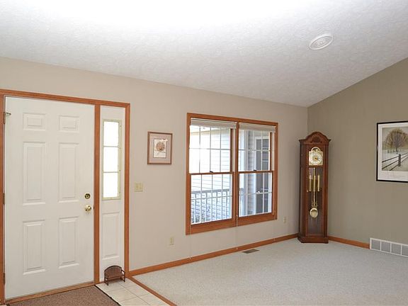 3rd image of 5334 Apple Creek Dr