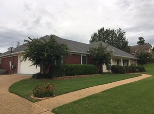 1012 Stonehendge Dr, Brandon, MS 39042