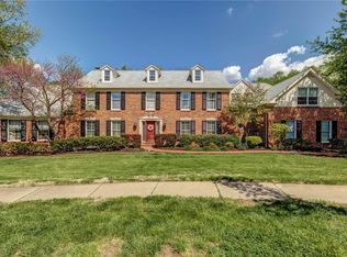 511 Corley Dr, Chesterfield, MO 63017