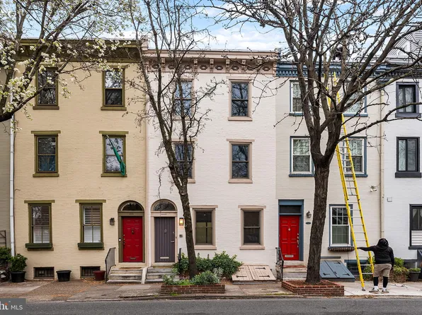 1029 Lombard St, Philadelphia, PA 19147