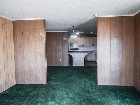 5th image of 724 E Park St