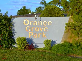 41 Tangerine Ct, Lehigh Acres, FL 33936